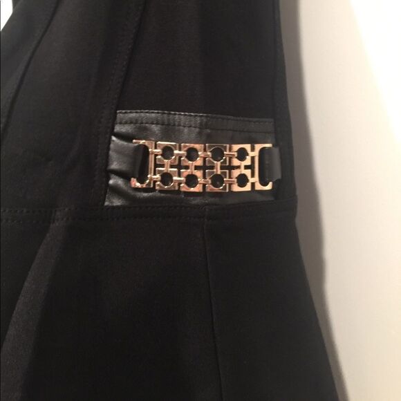 🎉Last deal 🎉Cache dressy top - Picture 3 of 9